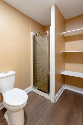 483 Cooper Street, Cambridge, ON - Indoor Photo Showing Bathroom