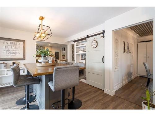 41 Regalview Drive, Stoney Creek, ON - Indoor Photo Showing Dining Room