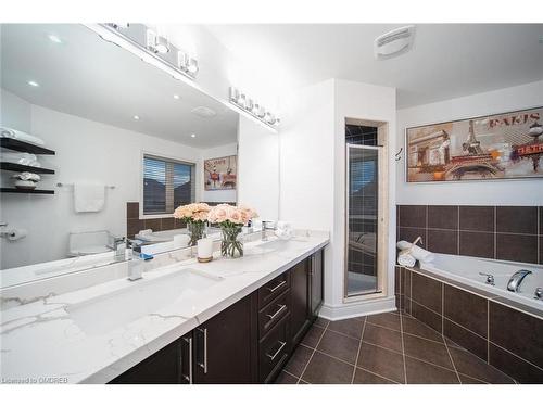 11 Kersey Crescent, Courtice, ON - Indoor Photo Showing Bathroom