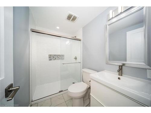 11 Kersey Crescent, Courtice, ON - Indoor Photo Showing Bathroom