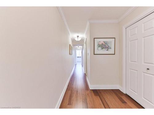 301-2175 Marine Drive, Oakville, ON - Indoor Photo Showing Other Room