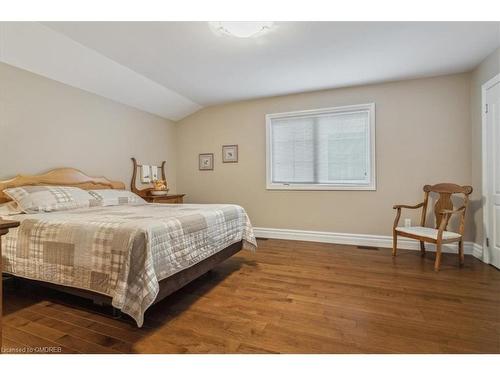 298 River Side Drive, Oakville, ON - Indoor Photo Showing Bedroom