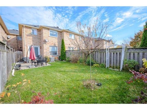 2493 Newcastle Crescent, Oakville, ON - Outdoor