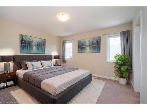 357 Snoek Point, Milton, ON - Indoor Photo Showing Bedroom