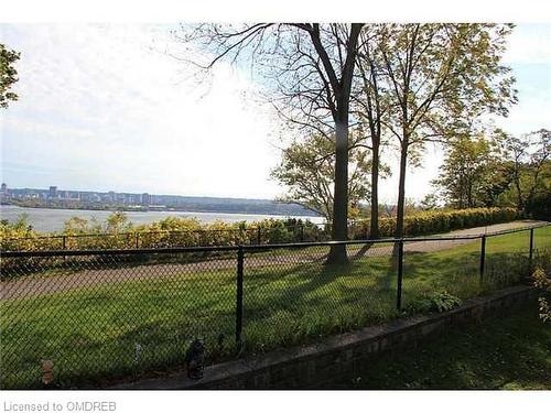 32-710 Spring Gardens Road, Burlington, ON - Outdoor With View