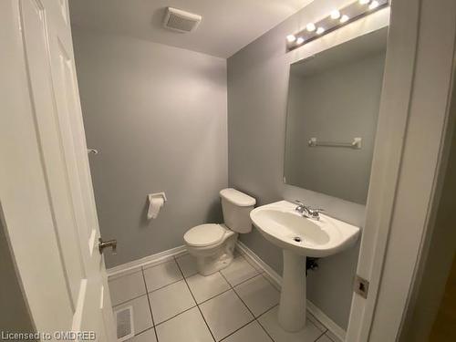 32-710 Spring Gardens Road, Burlington, ON - Indoor Photo Showing Bathroom