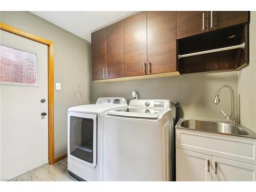 2772 Kingsway Drive, Oakville, ON - Indoor Photo Showing Laundry Room