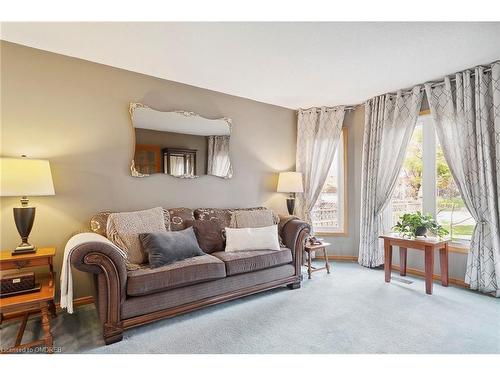 2772 Kingsway Drive, Oakville, ON - Indoor Photo Showing Living Room