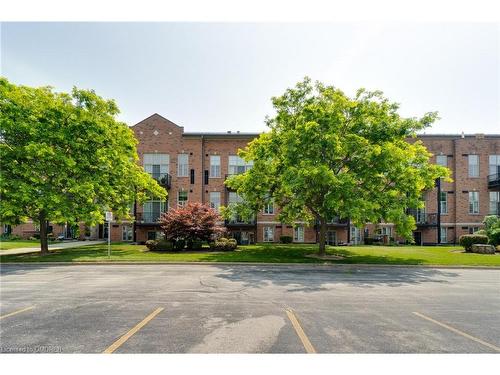 317-262 Dundas Street E, Waterdown, ON - Outdoor With Facade