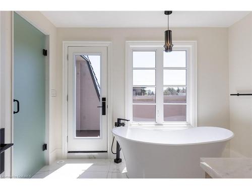 249 Rebecca Street, Oakville, ON - Indoor Photo Showing Bathroom