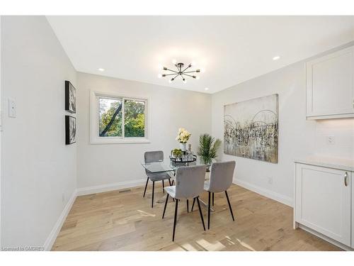 32-250 Satok Crescent, Milton, ON - Indoor Photo Showing Dining Room