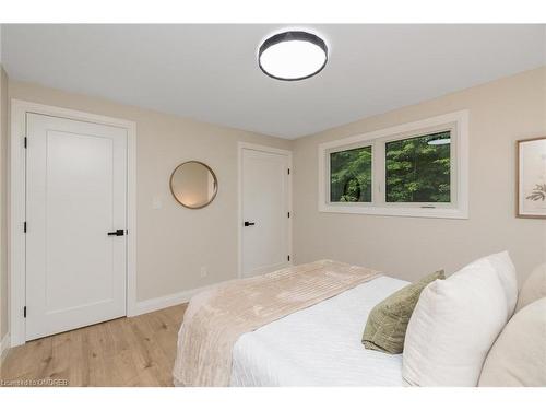 9793 8Th Line, Georgetown, ON - Indoor Photo Showing Bedroom