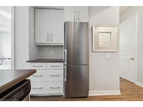 102-40 Esplanade Lane, Grimsby, ON - Indoor Photo Showing Kitchen