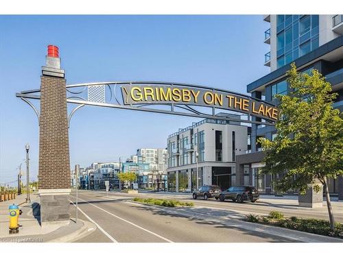 102-40 Esplanade Lane, Grimsby, ON - Outdoor