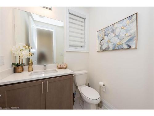 2437 Irene Crescent, Oakville, ON - Indoor Photo Showing Bathroom