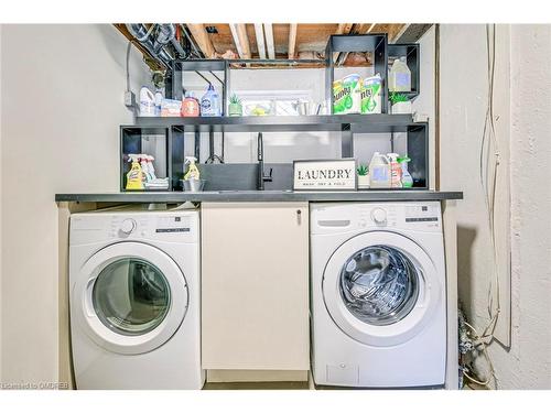 2243 Ingersoll Drive, Burlington, ON - Indoor Photo Showing Laundry Room