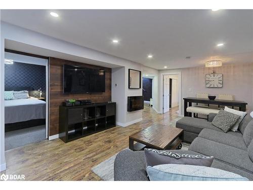 1 Margaret Street, Halton, ON - Indoor Photo Showing Living Room