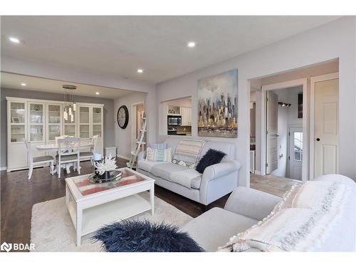 1 Margaret Street, Halton, ON - Indoor Photo Showing Living Room