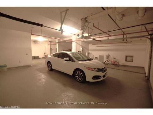 Th 1-4065 Brickstone Mews, Mississauga, ON - Indoor Photo Showing Garage