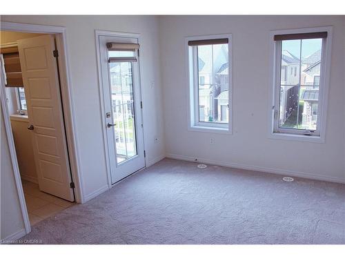 73 Holder Drive, Brantford, ON - Indoor Photo Showing Other Room