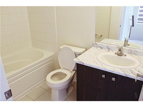 73 Holder Drive, Brantford, ON - Indoor Photo Showing Bathroom