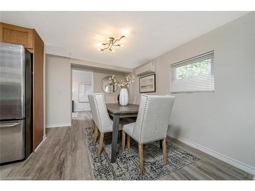 262 Pine Street, Milton, ON - Indoor Photo Showing Dining Room