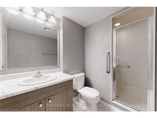 305-1005 Nadalin Heights, Halton, ON - Indoor Photo Showing Bathroom