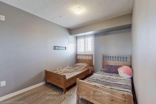 305-1005 Nadalin Heights, Halton, ON - Indoor Photo Showing Bedroom