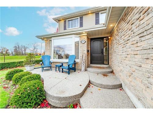 2401 Coventry Way, Burlington, ON - Outdoor