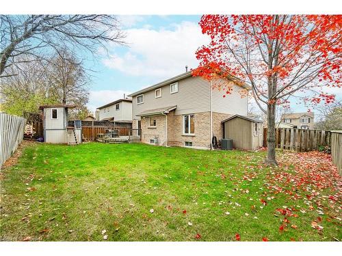 2401 Coventry Way, Burlington, ON - Outdoor With Backyard