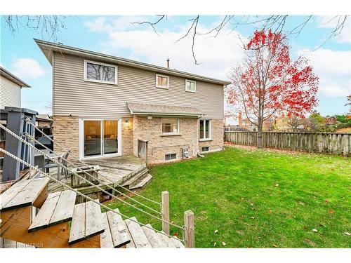 2401 Coventry Way, Burlington, ON - Outdoor