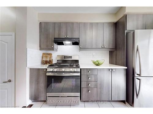 1052 Haxton Hts Heights, Milton, ON - Indoor Photo Showing Kitchen