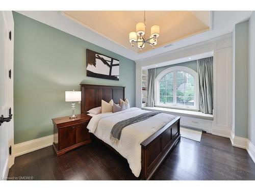 79 Pinewood Trail, Mississauga, ON - Indoor Photo Showing Bedroom