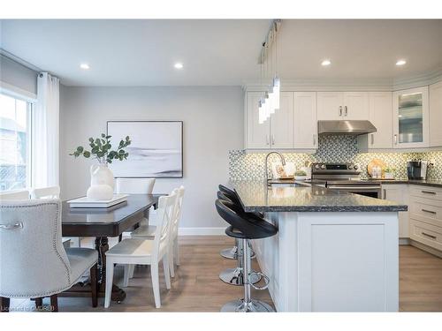 36 Dills Crescent, Milton, ON - Indoor Photo Showing Kitchen With Upgraded Kitchen