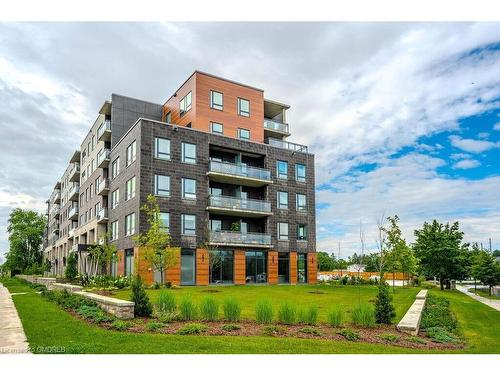 601-26 Lowes Road W, Guelph, ON - Outdoor With Facade