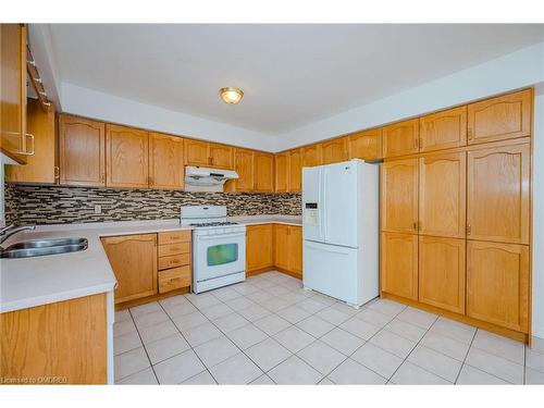 2151 Stillmeadow Road, Oakville, ON - Indoor Photo Showing Kitchen With Double Sink