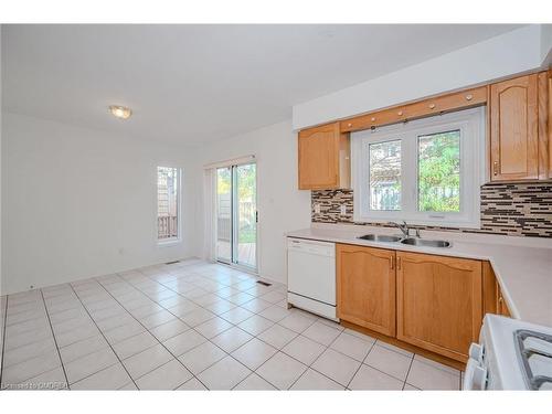 2151 Stillmeadow Road, Oakville, ON - Indoor Photo Showing Kitchen With Double Sink