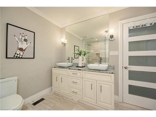 1459 Durham Street, Oakville, ON - Indoor Photo Showing Bathroom