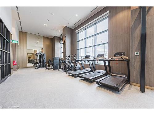 623-395 Dundas Street W, Oakville, ON - Indoor Photo Showing Gym Room