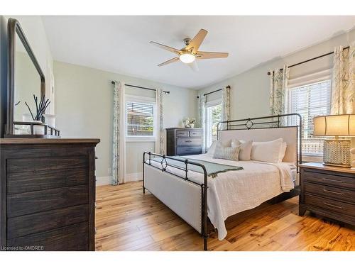 363 Walton Street, Oakville, ON - Indoor Photo Showing Bedroom