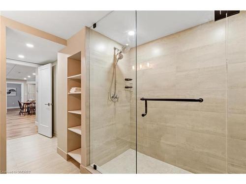 363 Walton Street, Oakville, ON - Indoor Photo Showing Bathroom