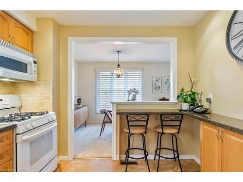 1180 Falgarwood Drive, Oakville, ON - Indoor Photo Showing Kitchen