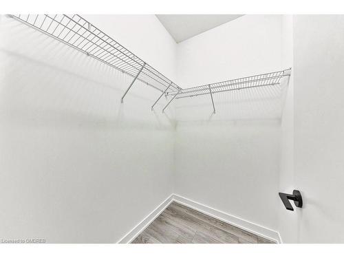 112-220 Missinnihe Way, Mississauga, ON - Indoor With Storage