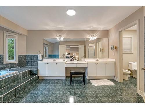 5179 Elmridge Drive, Mississauga, ON - Indoor Photo Showing Bathroom