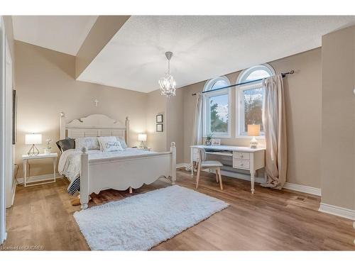 5179 Elmridge Drive, Mississauga, ON - Indoor Photo Showing Bedroom