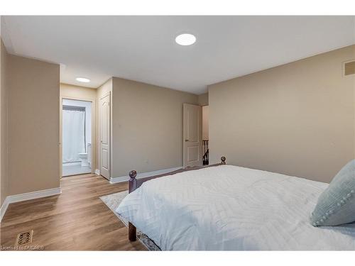 5179 Elmridge Drive, Mississauga, ON - Indoor Photo Showing Bedroom