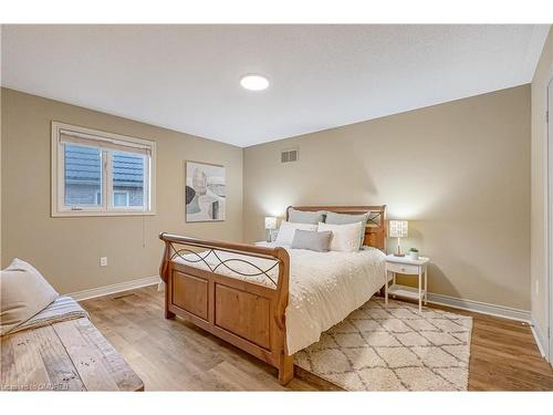 5179 Elmridge Drive, Mississauga, ON - Indoor Photo Showing Bedroom