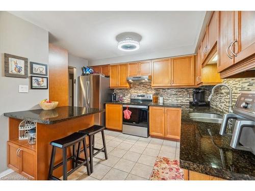 2159 White Dove Circle, Oakville, ON - Indoor Photo Showing Kitchen With Double Sink