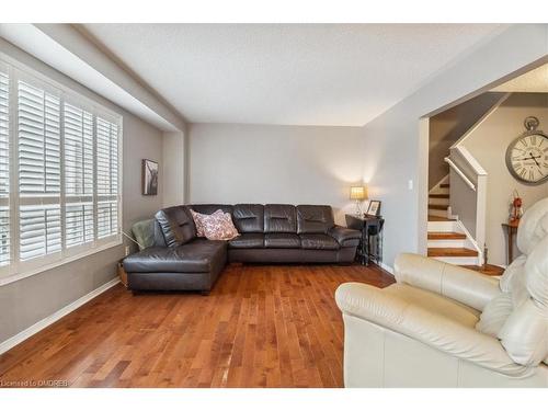 2159 White Dove Circle, Oakville, ON - Indoor Photo Showing Living Room