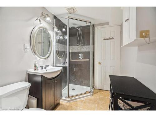 2159 White Dove Circle, Oakville, ON - Indoor Photo Showing Bathroom